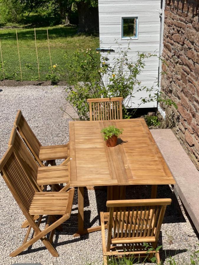 Rosenfors Herrgard B&B บอรีโฮล์ม ภายนอก รูปภาพ