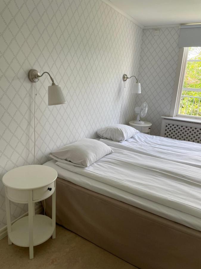 Rosenfors Herrgard B&B บอรีโฮล์ม ภายนอก รูปภาพ